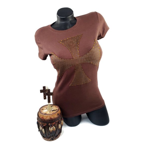 ** NEW ** Chocolate Fitted Spandex Tee with Fabric stitch Cross with Crystals. - Picture 3 of 5